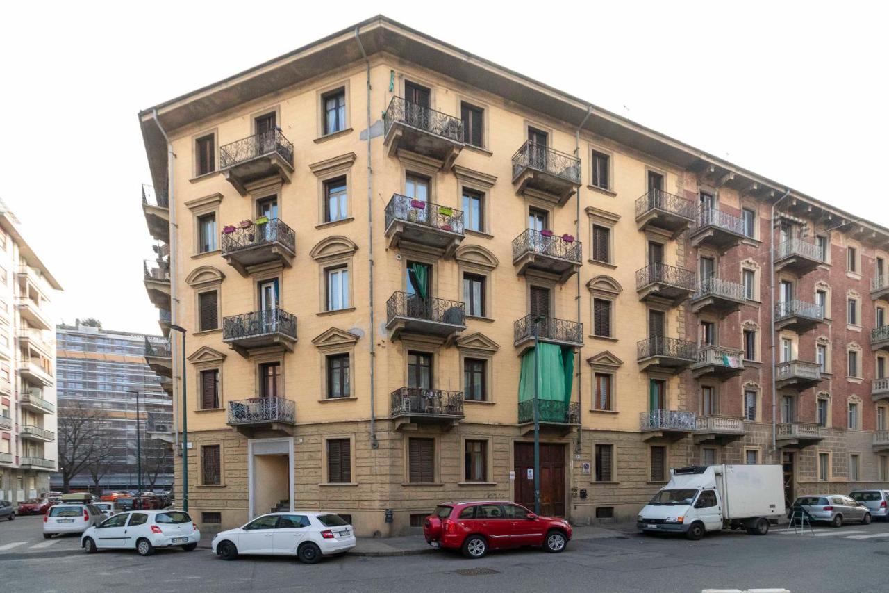 Colourful & Cozy Apartment Cenisia Турин Екстер'єр фото